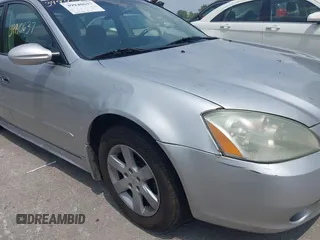 2003 Nissan Altima S with VIN 1N4AL11D43C119701, listed as a IAAI auction lot 39940637 with 190,800 mi miles. Bid and sale history available at carsss.com. Image 6.