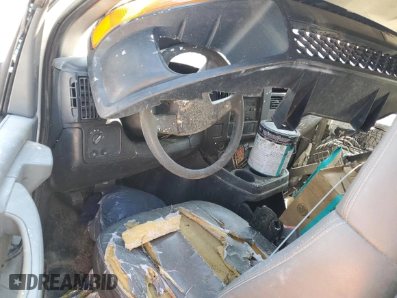 2005 Chevrolet Express Cargo with VIN 1GCFG15X351197863, listed as a Copart auction lot 54821175 with Not provided miles and Salvage title. Bid and sale history available at DreamBid. Image 8.