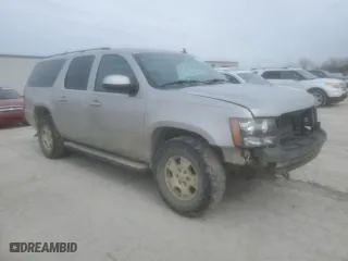 2007 Chevrolet Suburban LT with VIN 3GNFK16317G266460, listed as a Copart auction lot 43257695 with 294,952 mi miles and Salvage Title. Bid and sale history available at carsss.com. Image 4.