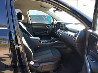 2023 Kia Sorento LX with VIN 5XYRGDLC1PG205332, listed as a IAAI auction lot 41776625 with 47,300 mi miles. Bid and sale history available at carsss.com. Image 5.