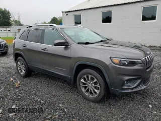 2019 Jeep Cherokee Altitude with VIN 1C4PJMLB7KD473227, listed as a Copart auction lot 59871435 with 96,576 mi miles and Salvage title. Bid and sale history available at DreamBid. Image 4.