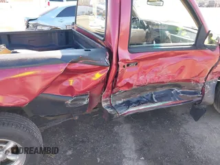 1994 Ford Ranger Splash с VIN 1FTCR10A1RTA55182, выставлен на аукционе IAAI как лот 41750348 с пробегом 83 534 миль миль и . История ставок и продаж доступна на DreamBid. Изображение 6.