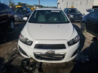 2016 Chevrolet Sonic LT with VIN 1G1JC6SB0G4184395, listed as a Copart auction lot 75556594 with 91,693 mi miles and Salvage Title. Bid and sale history available at carsss.com. Image 5.