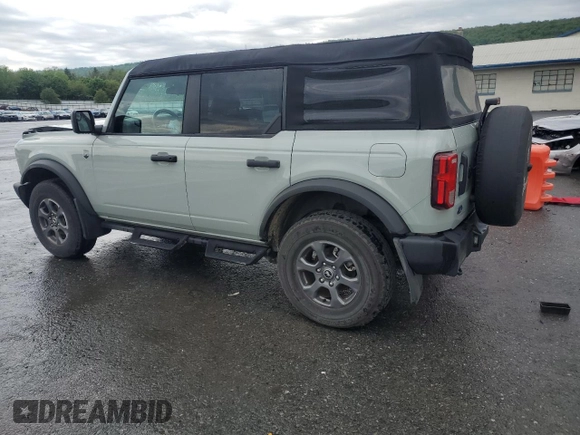 2023 Ford Bronco z VIN 1FMEE5BP6PLB00218, wystawiony jako Copart lot #55887595 z przebiegiem 22 859 mil mil oraz Szkody całkowita. Historia ofert i sprzedaży dostępna na DreamBid. Obrazek 2.