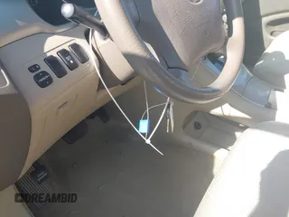 2006 Toyota Highlander w/3rd Row z VIN JTEEP21A460141050, wystawiony jako IAAI lot #42043515 z przebiegiem 184 126 mil mil oraz . Historia ofert i sprzedaży dostępna na DreamBid. Obrazek 11.