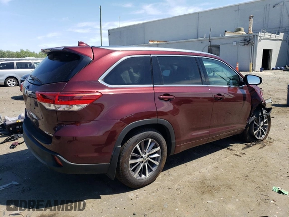 2018 Toyota Highlander SE with VIN 5TDJZRFH1JS880264, listed as a Copart auction lot 57509965 with 93,064 mi miles and Salvage title. Bid and sale history available at DreamBid. Image 3.