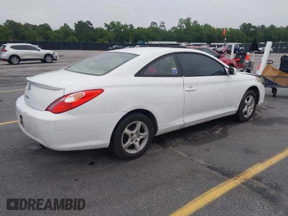 2004 Toyota Solara SE z VIN 4T1CE38P34U790082, wystawiony jako IAAI lot #42371328 z przebiegiem 289 301 mil mil oraz . Historia ofert i sprzedaży dostępna na DreamBid. Obrazek 4.