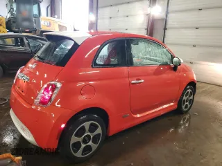 2015 FIAT 500e with VIN 3C3CFFGEXFT522943, listed as a Copart auction lot 87926465 with 19,544 mi miles and Salvage Title. Bid and sale history available at carsss.com. Image 3.