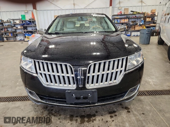 2012 Lincoln MKZ with VIN 3LNHL2GC6CR805846, listed as a Copart auction lot 61561265 with 73,845 mi miles and Non repairable. Bid and sale history available at DreamBid. Image 5.