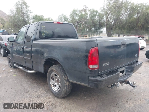 2001 Ford F-150 XL z VIN 1FTRX17L81NB78221, wystawiony jako IAAI lot #41571965 z przebiegiem 171 094 mil mil oraz . Historia ofert i sprzedaży dostępna na DreamBid. Obrazek 3.
