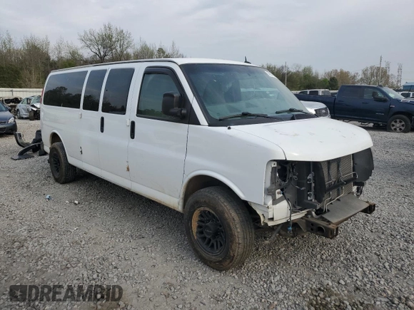 2014 Chevrolet Express Passenger LT with VIN 1GAZG1FG3E1205688, listed as a Copart auction lot 50937455 with 125,906 mi miles and Salvage title. Bid and sale history available at DreamBid. Image 4.