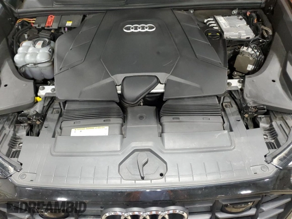 2019 Audi Q8 Premium Plus with VIN WA1EVAF1XKD004270, listed as a Copart auction lot 61906285 with 106,784 mi miles and Salvage title. Bid and sale history available at DreamBid. Image 11.
