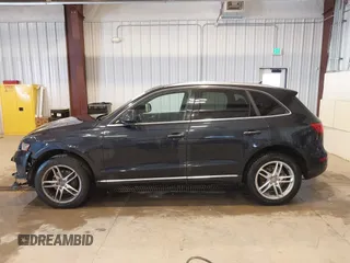 2017 Audi Q5 Premium with VIN WA1C2AFP7HA068989, listed as a IAAI auction lot 41753832 with 88,033 mi miles. Bid and sale history available at carsss.com. Image 14.