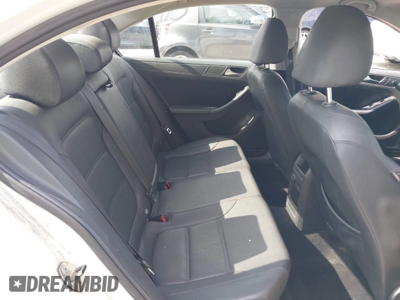 2012 Volkswagen Jetta SE z VIN 3VWDP7AJ3CM401411, wystawiony jako IAAI lot #42374516 z przebiegiem 222 317 mil mil oraz . Historia ofert i sprzedaży dostępna na DreamBid. Obrazek 8.