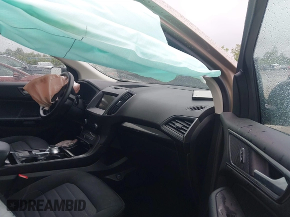 2020 Ford Edge SE with VIN 2FMPK3G99LBB04788, listed as a IAAI auction lot 42330264 with Not provided miles and . Bid and sale history available at DreamBid. Image 5.