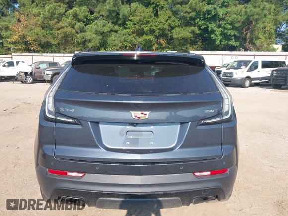 2020 Cadillac XT4 FWD Sport with VIN 1GYFZER40LF048628, listed as a IAAI auction lot 39985771 with 61,030 mi miles. Bid and sale history available at carsss.com. Image 16.