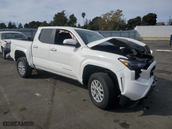 2024 Toyota Tacoma 4WD SR5 with VIN 3TYLB5JN9RT004528, listed as a Copart auction lot 79238574 with 11,414 mi miles and Salvage Title. Bid and sale history available at carsss.com. Image 4.