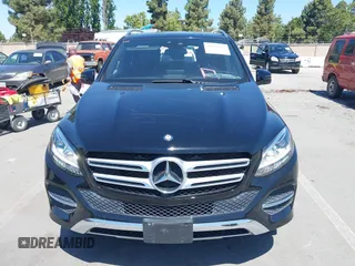 2017 Mercedes-Benz GLE 350 z VIN 4JGDA5HB3HA823802, wystawiony jako IAAI lot #42327672 z przebiegiem 84 538 mil mil oraz . Historia ofert i sprzedaży dostępna na DreamBid. Obrazek 6.