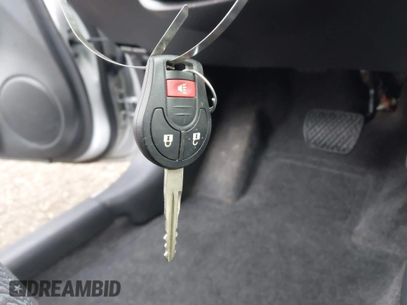 2016 Nissan Note S with VIN 3N1CE2CP6GL368301, listed as a IAAI auction lot 41683958 with 52,493 mi miles and . Bid and sale history available at DreamBid. Image 11.