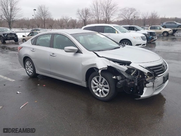 2013 Nissan Altima 2.5 SL with VIN 1N4AL3AP2DC256434, listed as a IAAI auction lot 41530419 with 137,540 mi miles. Bid and sale history available at carsss.com. Image 1.