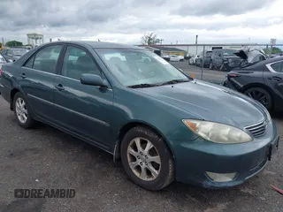 2006 Toyota Camry STD z VIN 4T1BE30K16U109299, wystawiony jako IAAI lot #42305401 z przebiegiem 300 503 mil mil oraz . Historia ofert i sprzedaży dostępna na DreamBid. Obrazek 1.