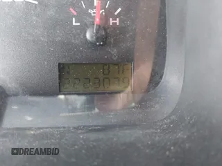 2004 Ford F-150 XL с VIN 1FTPX12504FA23905, выставлен на аукционе IAAI как лот 42321422 с пробегом 222 307 миль миль и . История ставок и продаж доступна на DreamBid. Изображение 7.