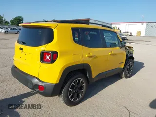 2023 Jeep Renegade Latitude with VIN ZACNJDB12PPP64031, listed as a IAAI auction lot 42152659 with 31,134 mi miles and . Bid and sale history available at DreamBid. Image 4.
