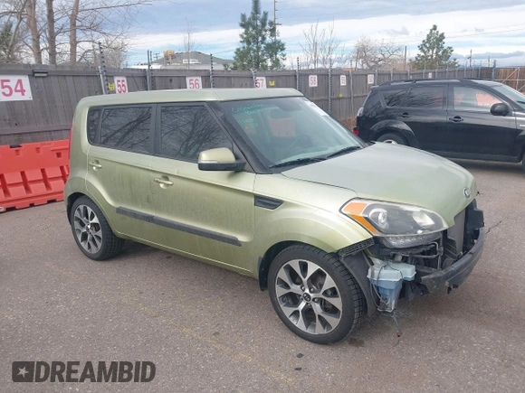 2013 Kia Soul ! with VIN KNDJT2A61D7528363, listed as a IAAI auction lot 41870417 with 113,893 mi miles. Bid and sale history available at carsss.com. Image 1.