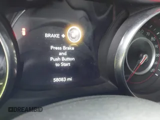 2019 Jeep Wrangler Unlimited Rubicon с VIN 1C4HJXFNXKW545294, выставлен на аукционе IAAI как лот 41613106 с пробегом 58 083 миль миль и . История ставок и продаж доступна на DreamBid. Изображение 7.