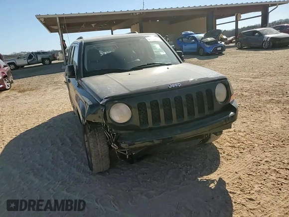 2013 Jeep Patriot Latitude with VIN 1C4NJPFB8DD141241, listed as a Copart auction lot 47622835 with 157,713 mi miles and Salvage Title. Bid and sale history available at carsss.com. Image 11.