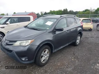 2015 Toyota RAV4 LE with VIN 2T3BFREV3FW230362, listed as a IAAI auction lot 42196410 with 200,369 mi miles. Bid and sale history available at carsss.com. Image 2.