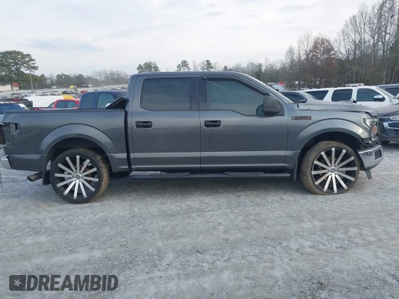 2018 Ford F-150 XL with VIN 1FTEW1CG0JFC30204, listed as a IAAI auction lot 41439886 with 110,160 mi miles. Bid and sale history available at carsss.com. Image 12.