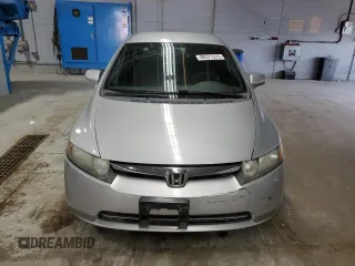 2008 Honda Civic LX z VIN 1HGFA16568L002587, wystawiony jako Copart lot #60371515 z przebiegiem 192 191 mil mil oraz Czysty tytuł • Clean title. Historia ofert i sprzedaży dostępna na DreamBid. Obrazek 5.