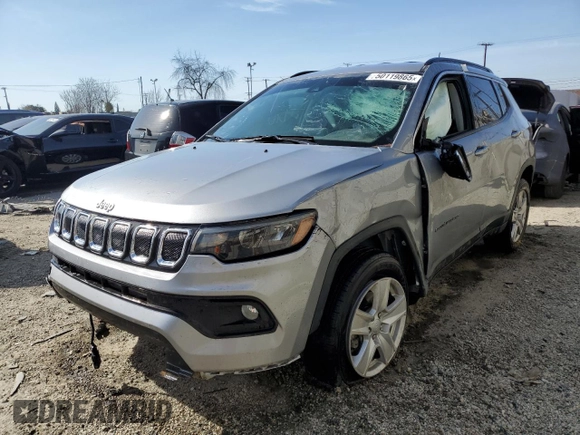 2022 Jeep Compass Latitude with VIN 3C4NJDBB7NT209884, listed as a Copart auction lot 50119865 with Not Provided miles and Salvage Title. Bid and sale history available at DreamBid. Image 1.