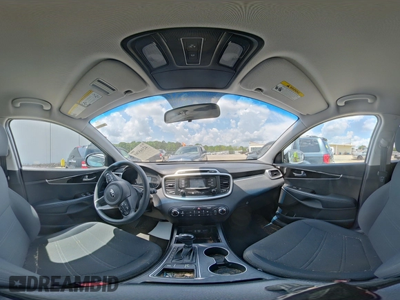 2017 Kia Sorento LX with VIN 5XYPG4A34HG265018, listed as a IAAI auction lot 42165365 with Not Provided miles. Bid and sale history available at carsss.com. Image 17.