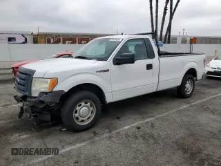 2012 Ford F-150 XL с VIN 1FTMF1CM5CKD24896, выставлен на аукционе Copart как лот 59735685 с пробегом 236 007 миль миль и Списание • Salvage title. История ставок и продаж доступна на DreamBid. Изображение 1.