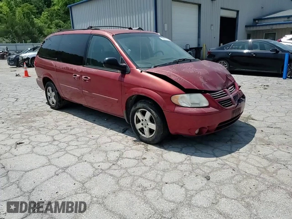 2005 Dodge Caravan SXT with VIN 2D4GP44L75R580045, listed as a Copart auction lot 59281875 with 184,339 mi miles and Salvage title. Bid and sale history available at DreamBid. Image 14.