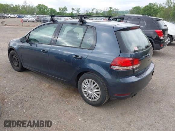 2013 Volkswagen Golf z VIN WVWDA7AJ6DW119673, wystawiony jako IAAI lot #42298935 z przebiegiem 165 674 mil mil oraz . Historia ofert i sprzedaży dostępna na DreamBid. Obrazek 3.