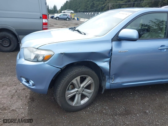 2008 Toyota Highlander Sport with VIN JTEDS43A582019517, listed as a IAAI auction lot 41918787 with 169,872 mi miles. Bid and sale history available at carsss.com. Image 6.