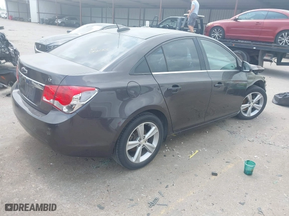 2015 Chevrolet Cruze LT with VIN 1G1PE5SB7F7141782, listed as a IAAI auction lot 41952674 with 132,574 mi miles. Bid and sale history available at carsss.com. Image 4.