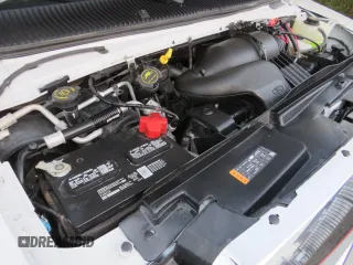 2019 Ford Econoline Commercial with VIN 1FDXE4FS4KDC17963, listed as a Copart auction lot 73017714 with 13,553 mi miles and Salvage Title. Bid and sale history available at carsss.com. Image 7.