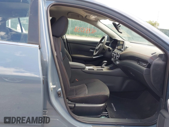 2025 Nissan Sentra SR with VIN 3N1AB8DV7SY270972, listed as a IAAI auction lot 42153738 with 1,222 mi miles and . Bid and sale history available at DreamBid. Image 5.