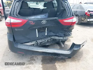 2016 Toyota Sienna XLE z VIN 5TDYK3DC5GS703586, wystawiony jako IAAI lot #42323587 z przebiegiem 127 640 mil mil oraz . Historia ofert i sprzedaży dostępna na DreamBid. Obrazek 6.