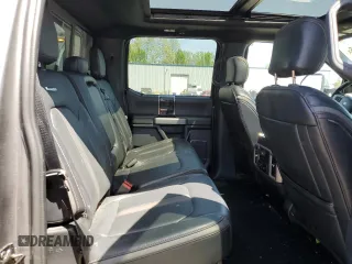 2022 Ford F-350 XL z VIN 1FT8W3BT5NEC65985, wystawiony jako Copart lot #55694915 z przebiegiem 52 286 mil mil oraz Szkoda całkowita • Salvage title. Historia ofert i sprzedaży dostępna na DreamBid. Obrazek 10.