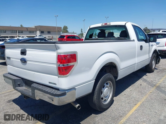 2014 Ford F-150 XL с VIN 1FTMF1CM8EKD06735, выставлен на аукционе IAAI как лот 42321905 с пробегом 135 379 миль миль и . История ставок и продаж доступна на DreamBid. Изображение 4.