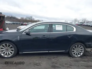 2010 Lincoln MKS w/EcoBoost with VIN 1LNHL9FT8AG607008, listed as a IAAI auction lot 42040752 with 192,478 mi miles. Bid and sale history available at carsss.com. Image 14.