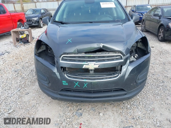 2016 Chevrolet Trax LT with VIN 3GNCJPSB2GL164579, listed as a IAAI auction lot 40984794 with 114,717 mi miles. Bid and sale history available at carsss.com. Image 6.