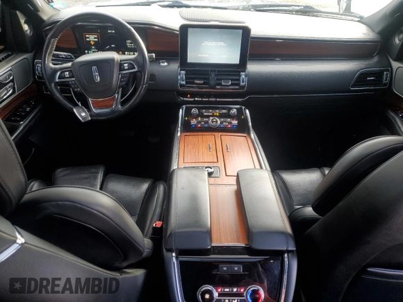 2019 Lincoln Navigator Reserve with VIN 5LMJJ3LT4KEL10417, listed as a Copart auction lot 81532284 with 140,395 mi miles and Salvage title. Bid and sale history available at DreamBid. Image 8.