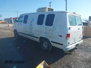 1995 GMC Van z VIN 1GTEG25H8SF548551, wystawiony jako IAAI lot #41830888 z przebiegiem 110 067 mil mil oraz . Historia ofert i sprzedaży dostępna na DreamBid. Obrazek 3.