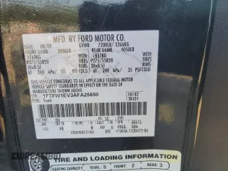 2010 Ford F-150 XL z VIN 1FTFW1EV3AFA25850, wystawiony jako Copart lot #55564575 z przebiegiem 197 709 mil mil oraz Szkoda całkowita • Salvage title. Historia ofert i sprzedaży dostępna na DreamBid. Obrazek 12.